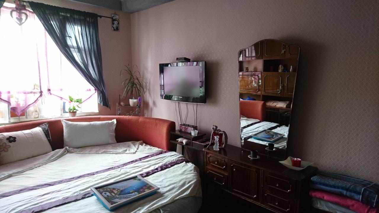 Apartment On Raisy Okipnoi 5 Kyiv Exterior foto